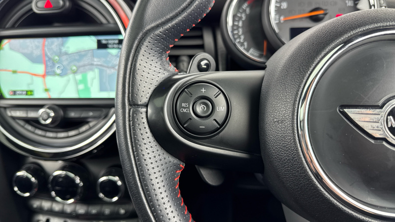 MINI Hatchback 2.0 Cooper S 5dr Petrol Hatchback